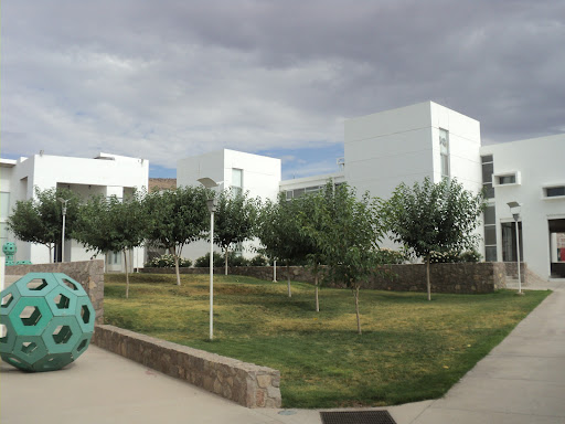 ISAD Instituto Superior De Arquitectura Y Diseño